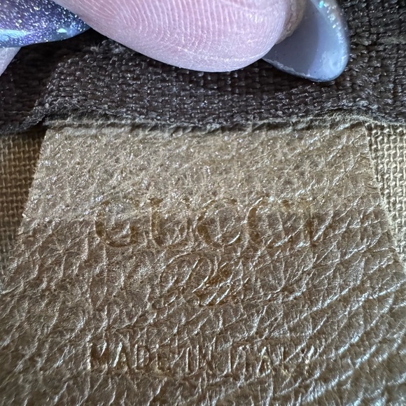 Gucci Brown Toiletry Bag with Monogram Design - Picture 13 of 13